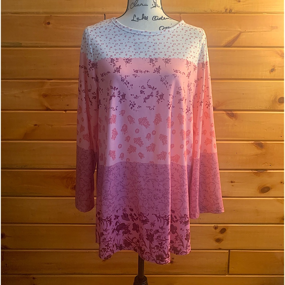 MISSLOOK Blouse. Block colors with various pink and white patterns. Sz S
